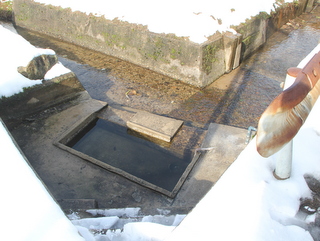 洗濯場の湯